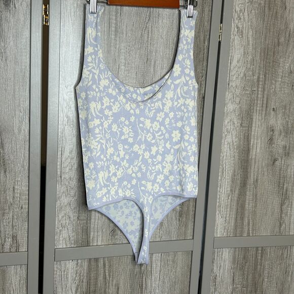Free People Intimately Bodysuit Size M / L Floral Lavender Color - Picture 5 of 8
